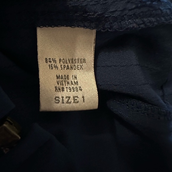 Zenergy by Chicos Navy Full Zipper Jacket Size M Rain Resistant - Picture 8 of 9